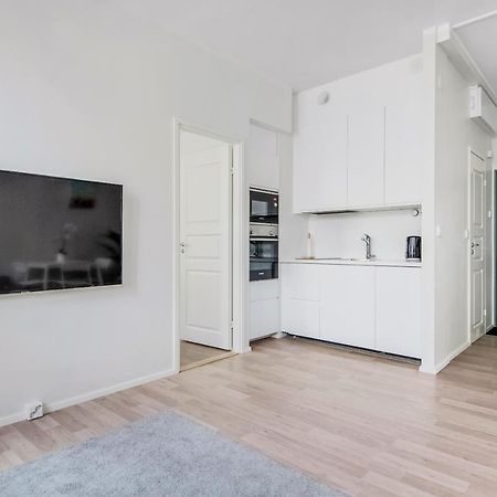 Wehost Bright And Central 1Br For Four Travellers Helsingfors Exteriör bild