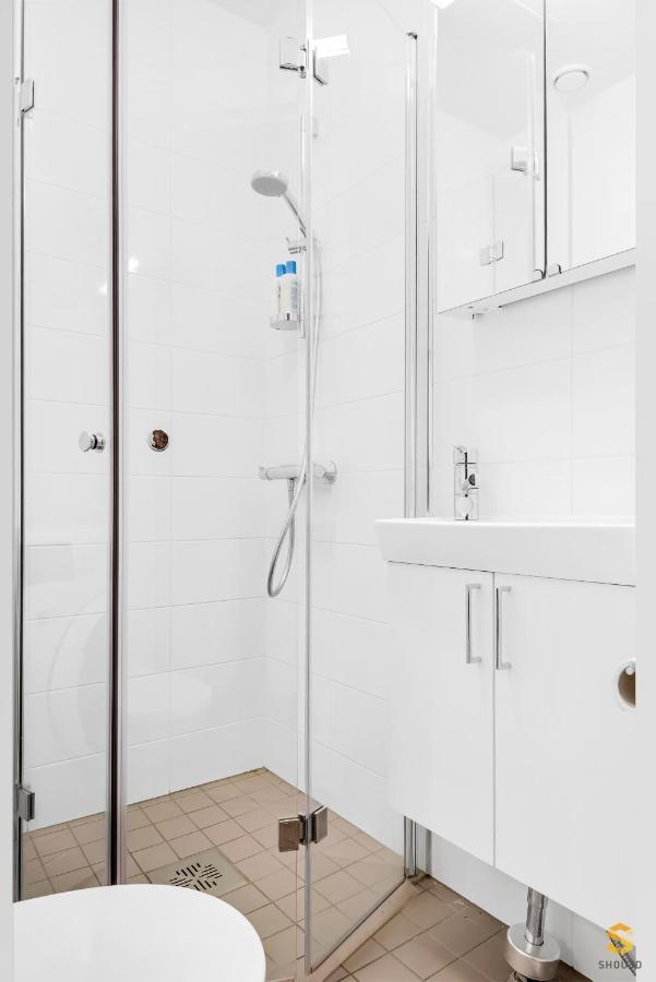 Wehost Bright And Central 1Br For Four Travellers Helsingfors Exteriör bild